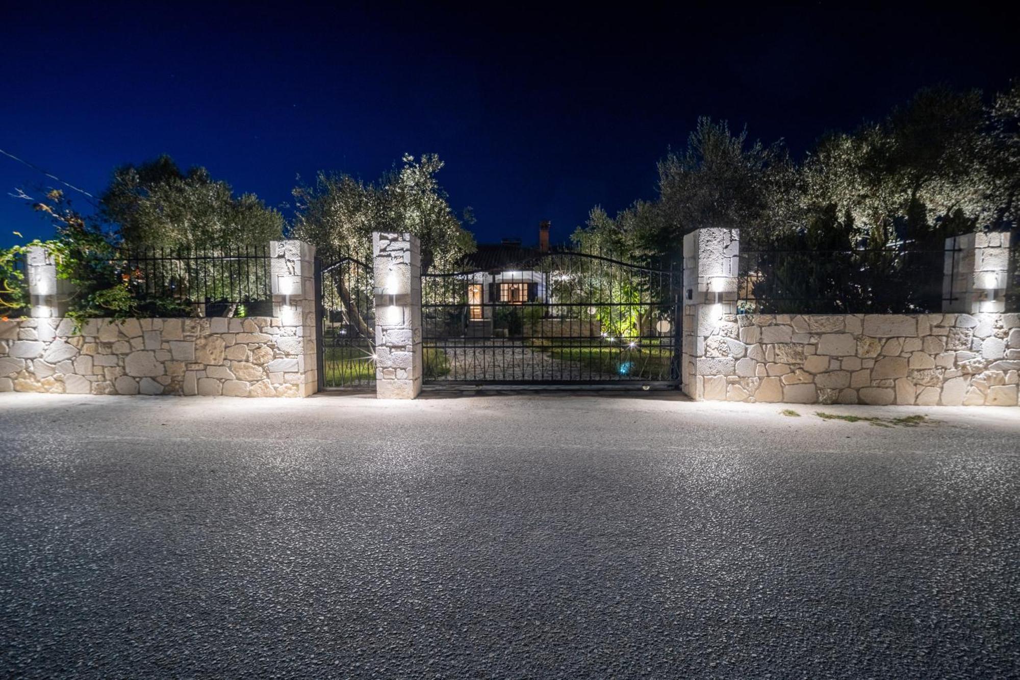 Villa Joy 奥马斯帕纳吉亚斯 外观 照片
